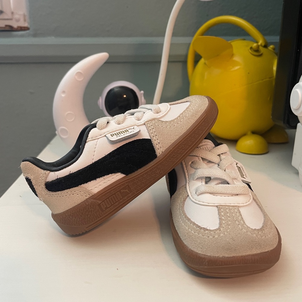 Puma Kids' Sneakers in Black, White, and Tan